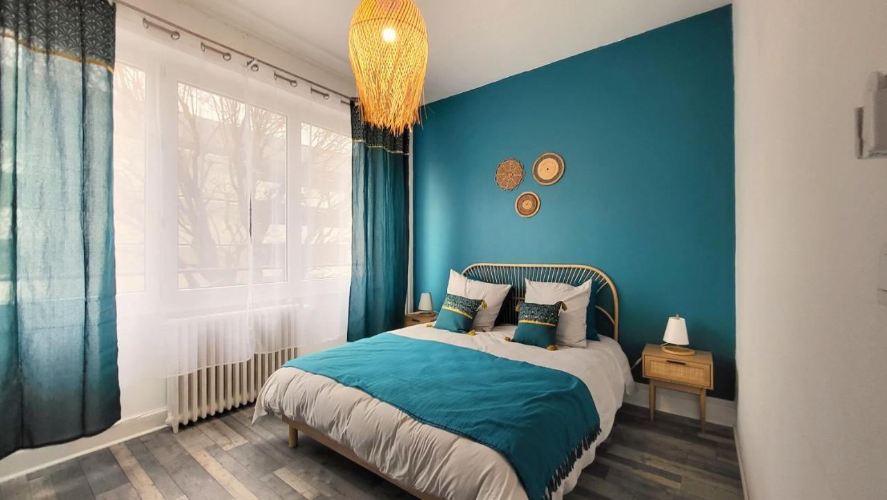 Logement Spacieux - Face A La Gare Et Centre-Ville エピナル エクステリア 写真
